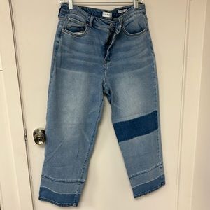 Wonderly Cropped Distressed Jeans Straight Leg
